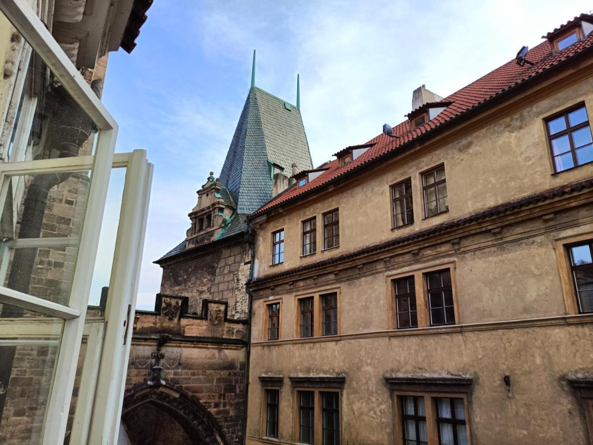 Charles Bridge Hostel & Apartments Prague Exterior photo